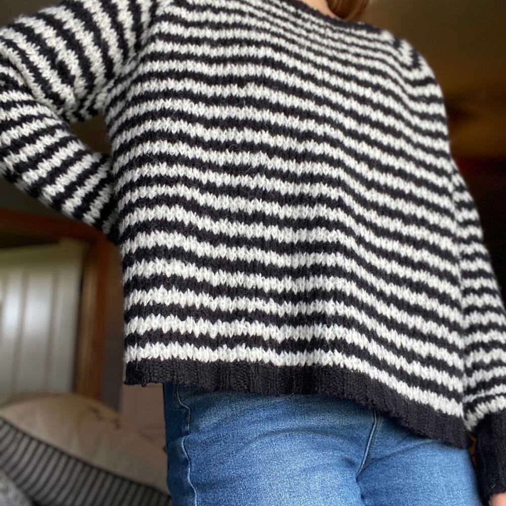 Sweater - Picture 3 of 3